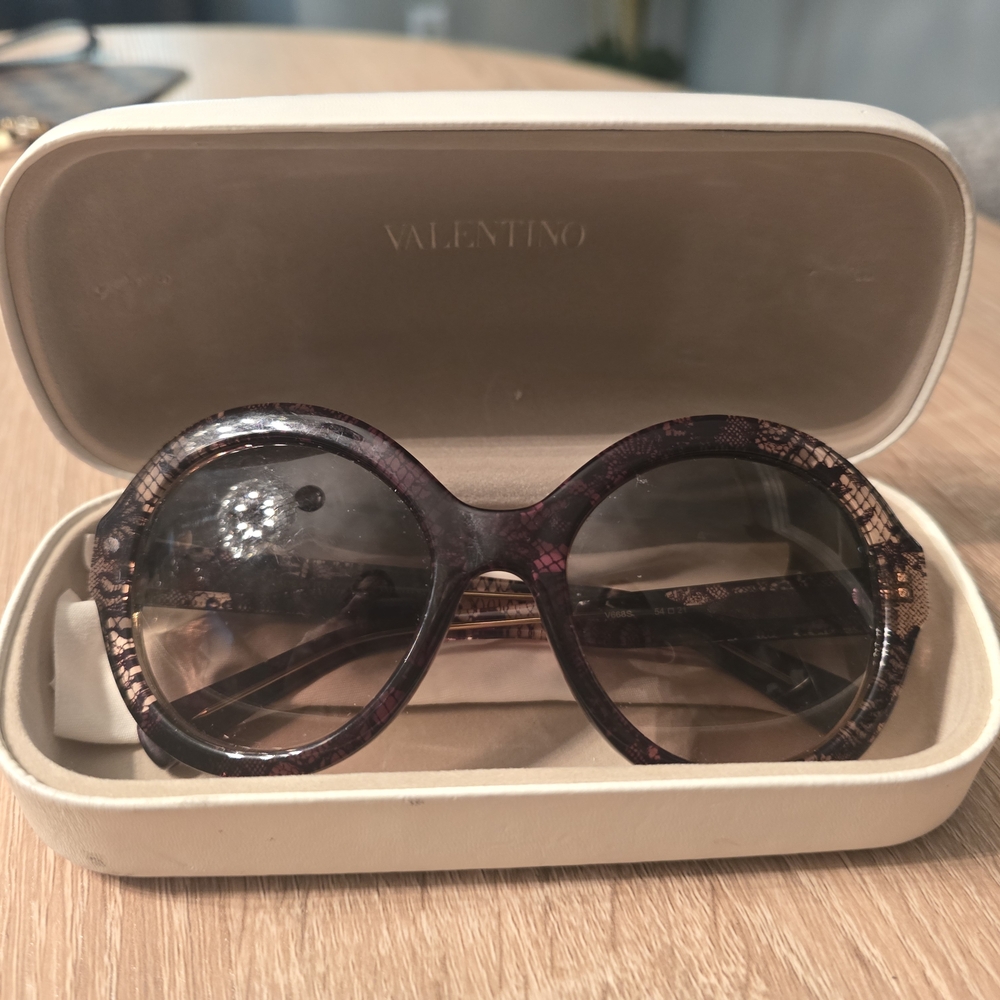 Womens Valentino Round Black Lace Oversized Sunglasses W Case, Made In Italy
